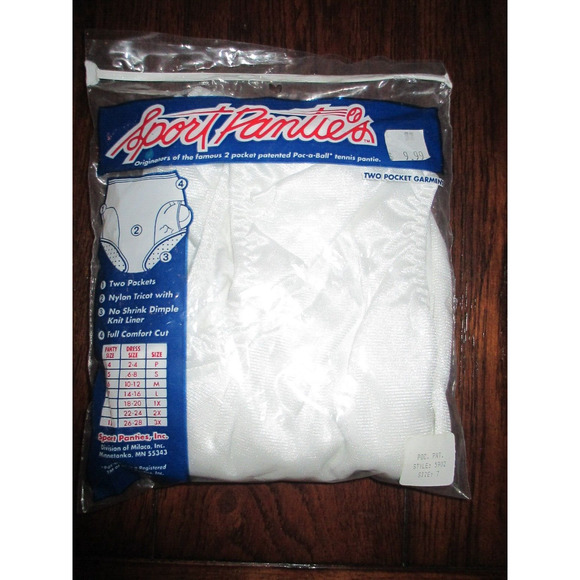 NWT Tennis Sport Patties  & 8 White 2 Pockets Knit Liner Full Comfort Cut Women - Picture 1 of 4